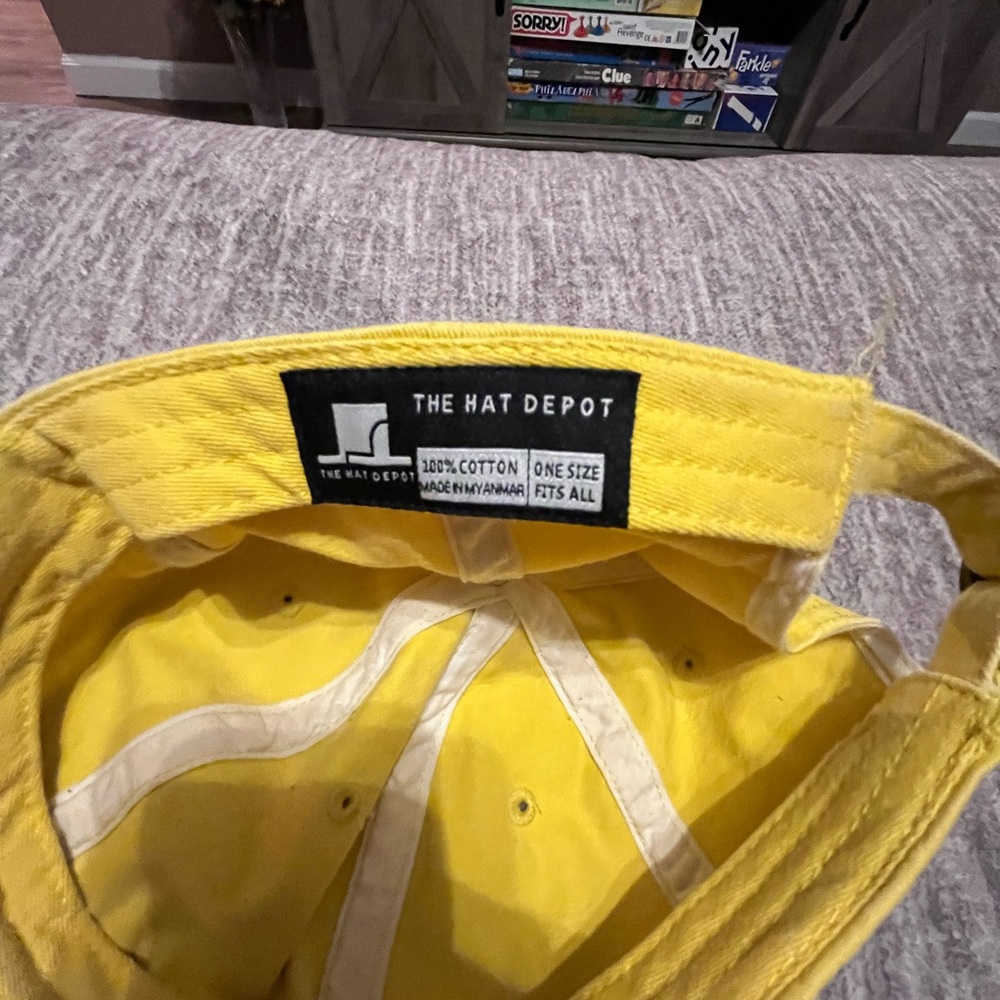 Yellow Cap - Picture 3 of 3